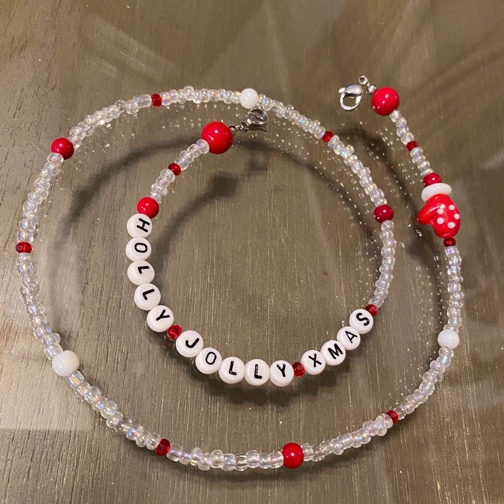 Beaded mask chain lanyard